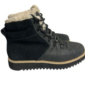 TOMS Women’s‎ Black Faux Fur Lined Winter Boots – Size 6.5